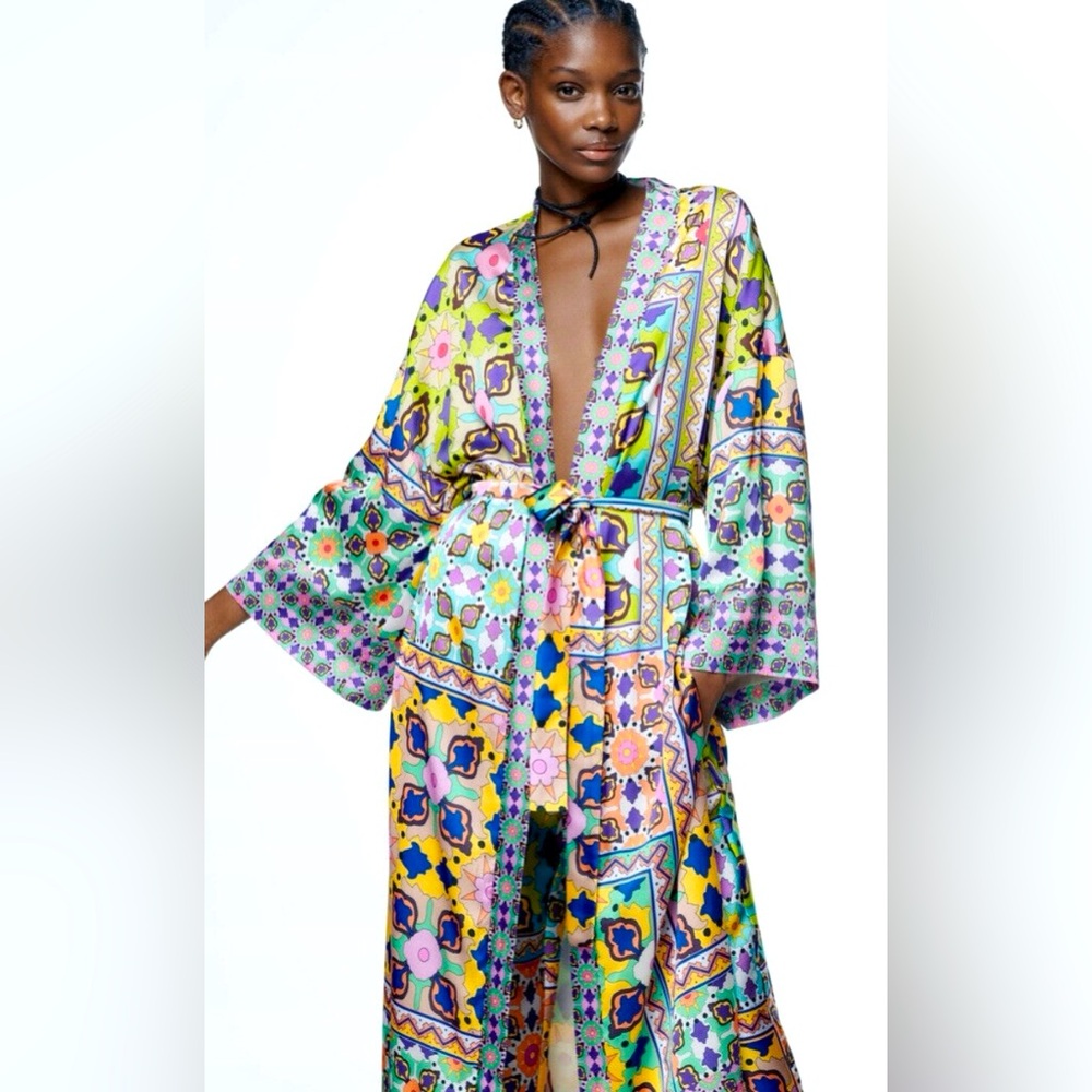 ZARA Colorful Geometric Print Kimono Style Belted Overcoat Robe